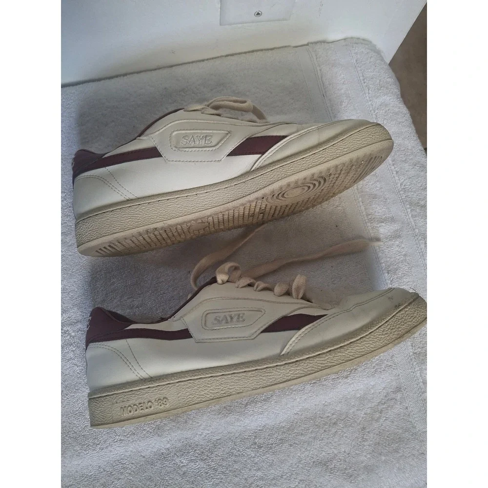 Saye Modelo '89 Vegan Leather Sneakers Cream Burgundy Low Top Mens 7.5 Womens 9